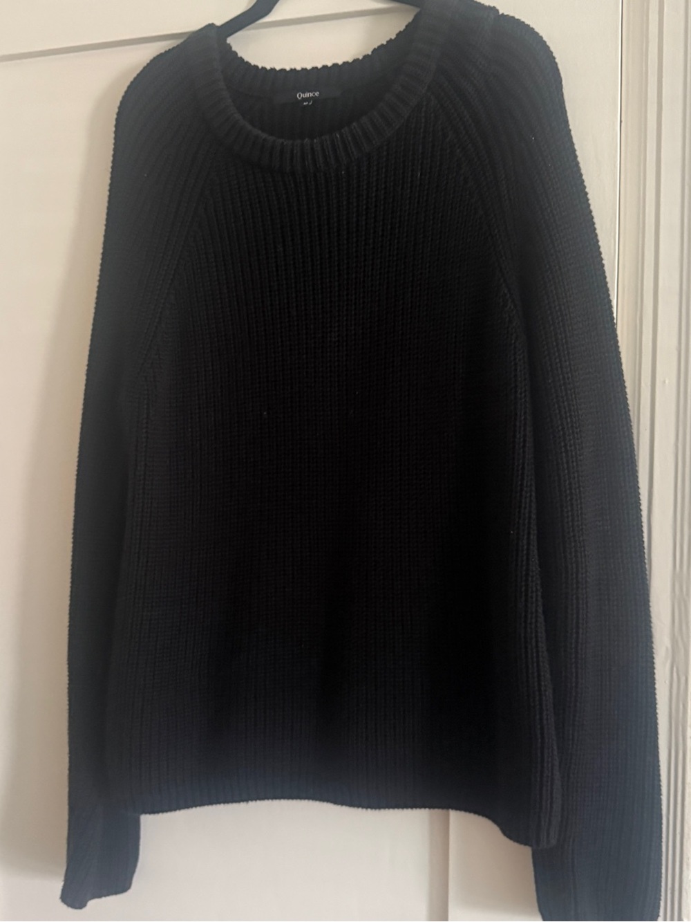 Quince Women’s Black Ribbed Crewneck sweater
